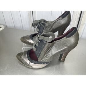 Jeffrey Campbell Tie Booties Leather Silver Oxford Heels Ibiza Size 8